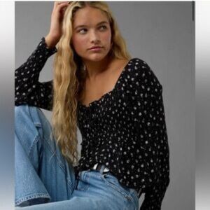 American Eagle Black Floral Women's Top​​​